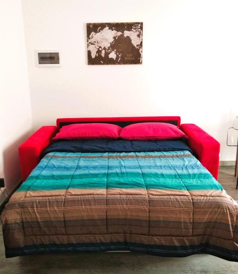 דירות אגראטה בריאנצה La Petite Maison מראה חיצוני תמונה