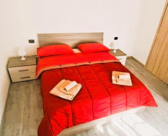 דירות אגראטה בריאנצה La Petite Maison מראה חיצוני תמונה